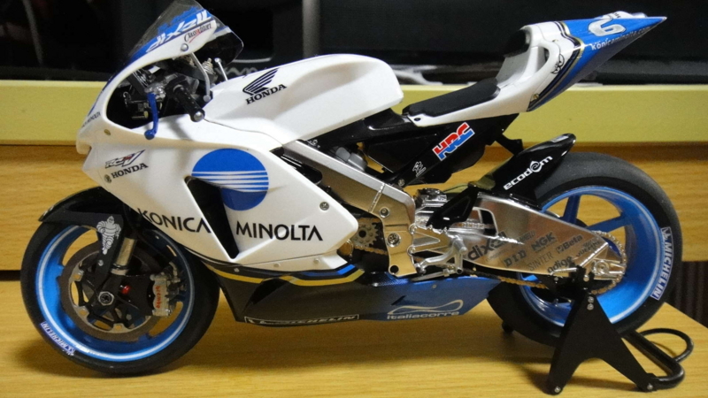 プラモ「RC211V'06 コニカミノルタ」 製作記10。 完成！ - たまに乗る