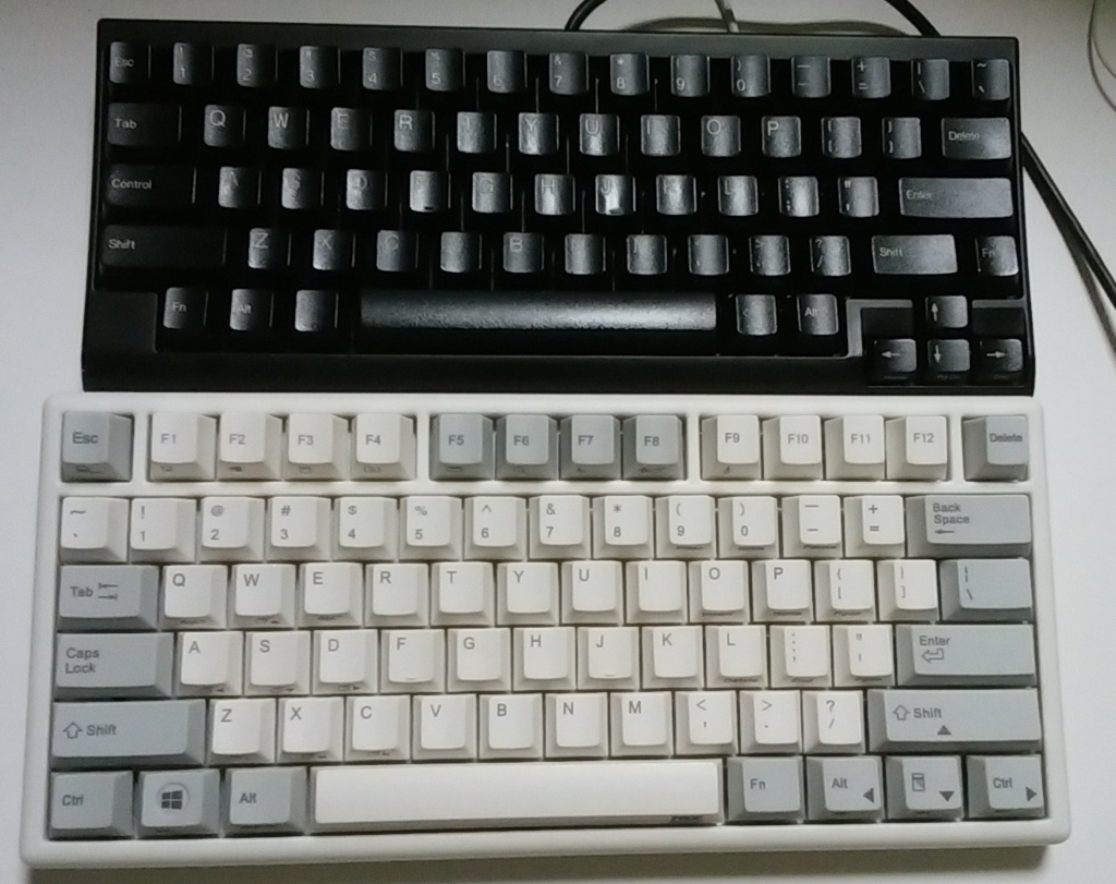 安価な静電容量無接点方式キーボード NiZ Plum 75 を買ってみた