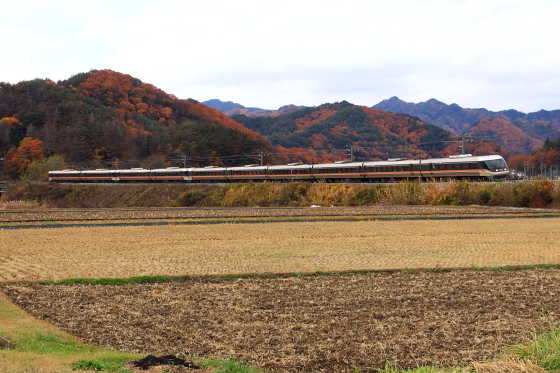 383系特急しなの号増結10両編成（K編成） - ガタゴト日誌
