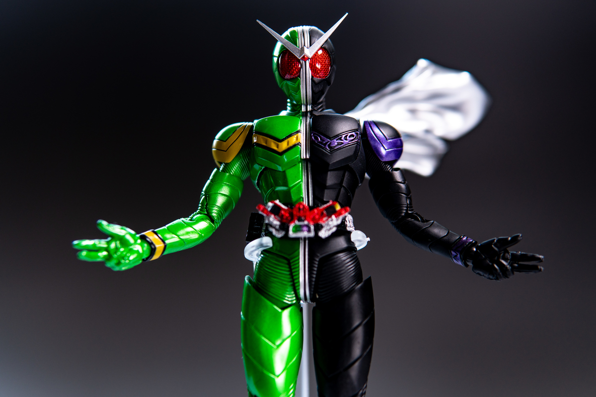 S.H.Figuarts 真骨彫製法 仮面ライダーW サイクロン/ジョーカー