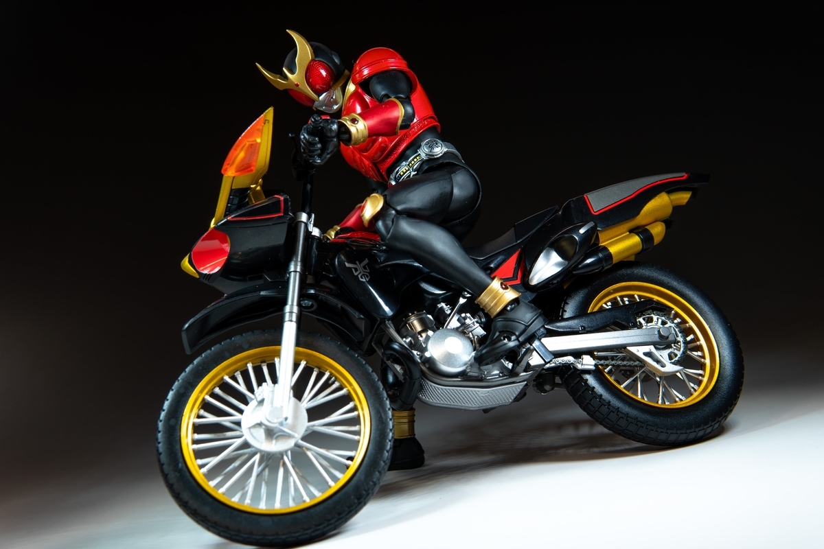 S.H.Figuarts ビートチェイサー2000 レビュー - ヒロバン チャンネル