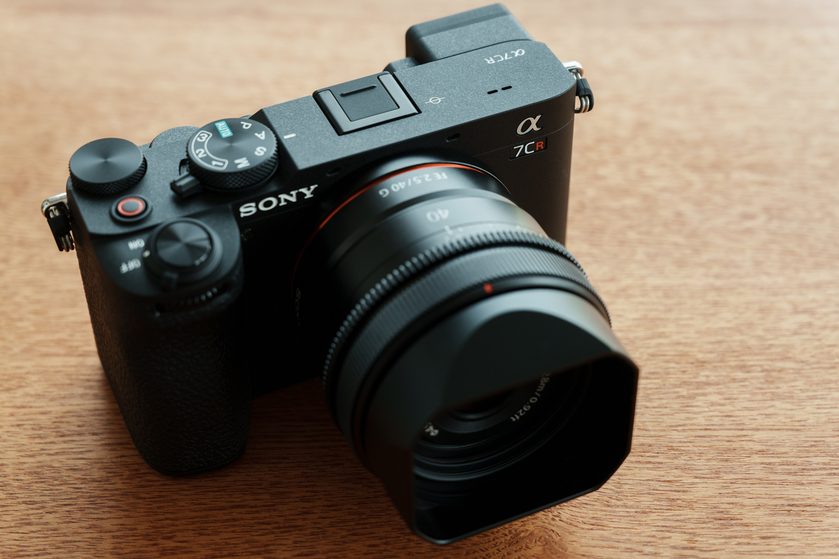 美品 SONY FE 40mm F2.5 G レンズ ZXⅡレンズフィルター付き ソニーE