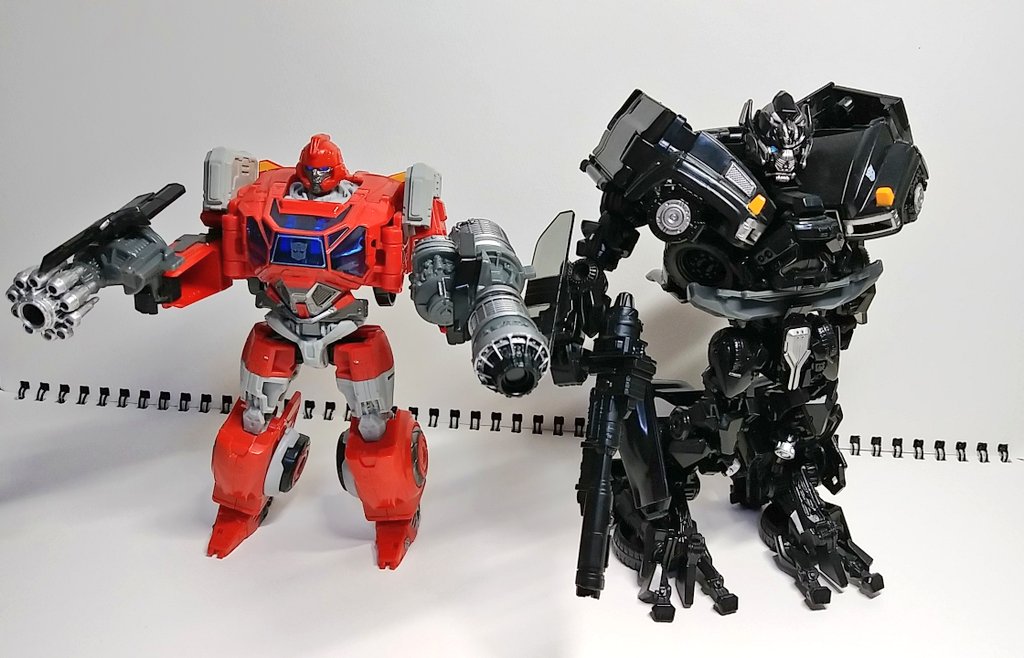 サイバトロンの警備員 - 色筆の記録