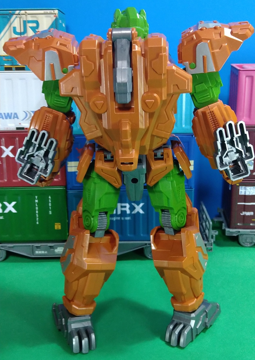 これも非正規トランスフォーマー？中華オリジナル ライノックスっぽい