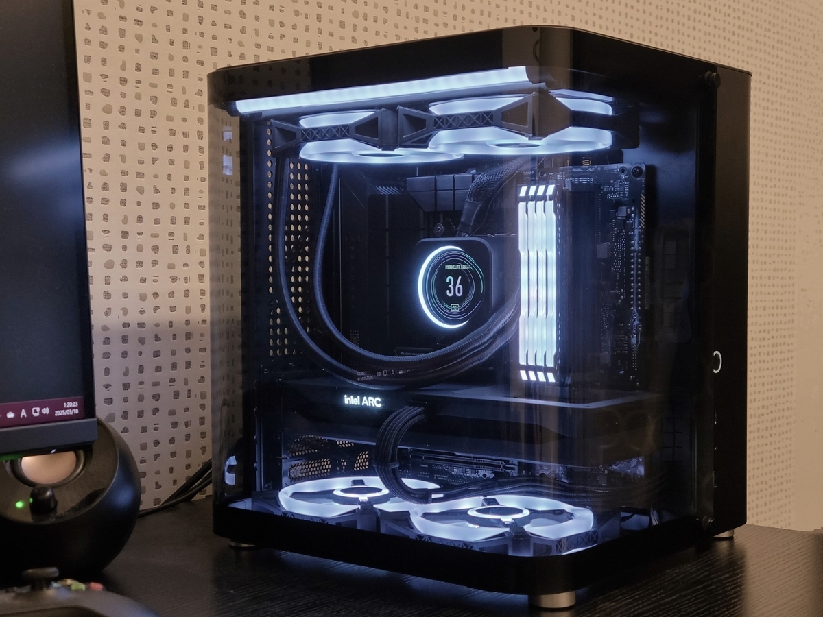 曲面ガラスのPCケース JONSBO TK-1 2.0を購入したのでレビュー