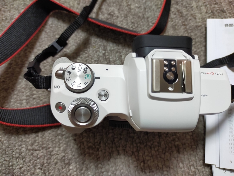 Canon EOS Kiss M2レビュ－ 誰でも簡単にミラーレスの世界に浸かれるよ