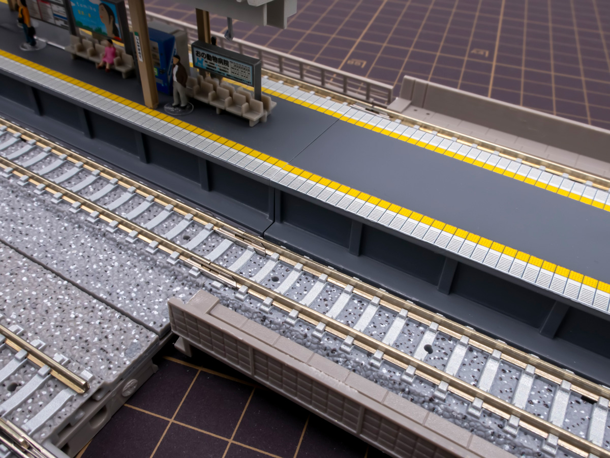 Nゲージ】高架駅ホームの線路をさらに微調整。 - かわにょぶろぐ