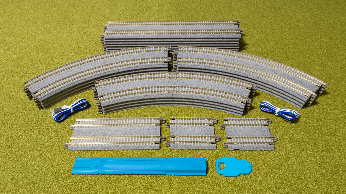 Nゲージ】KATOの複線レールセットV14を導入。1畳サイズで躍動感のある