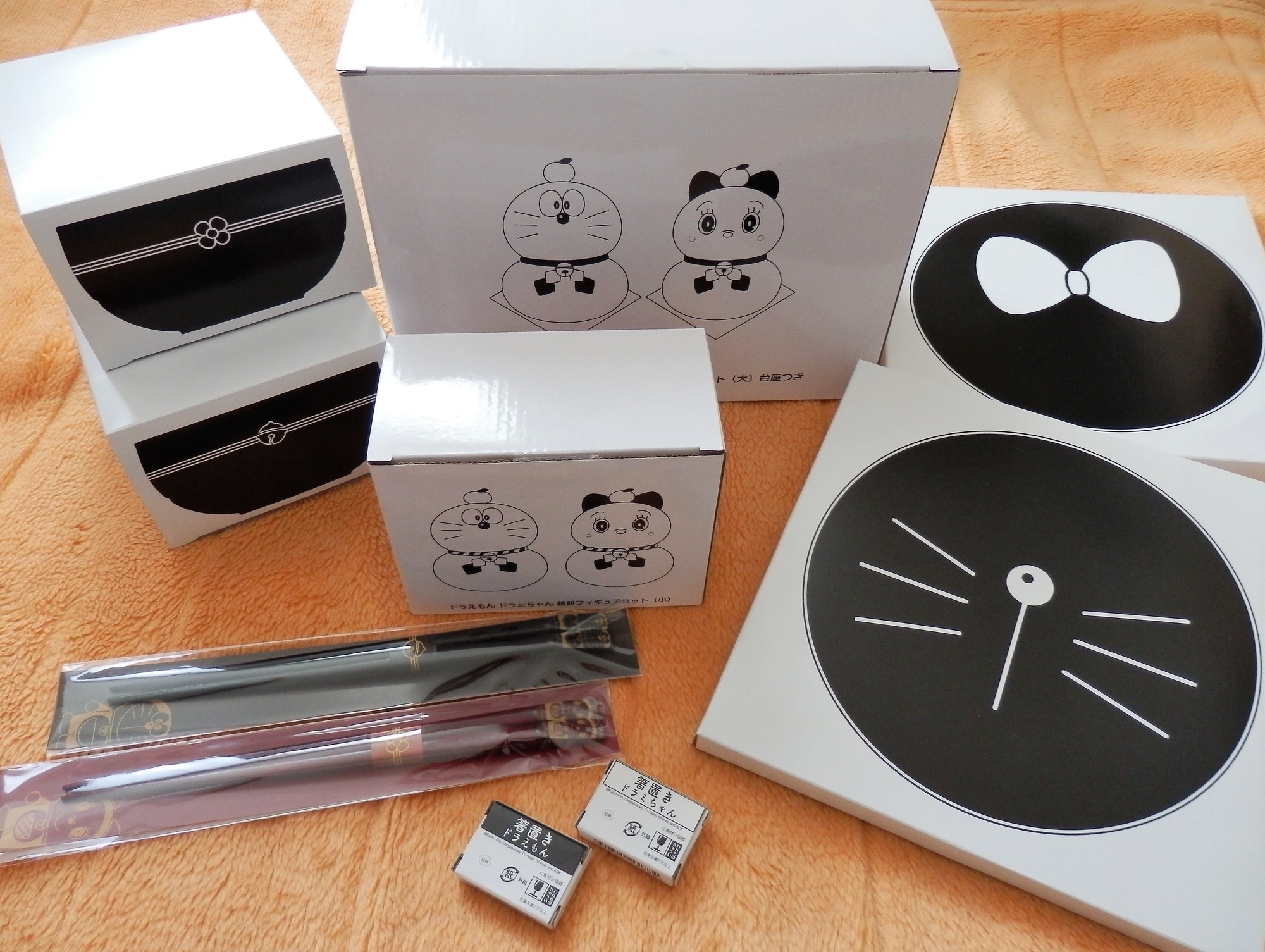 ドラえもん＆ドラミちゃん鏡餅フィギュア♪ - 藤子不二雄ファンはここ