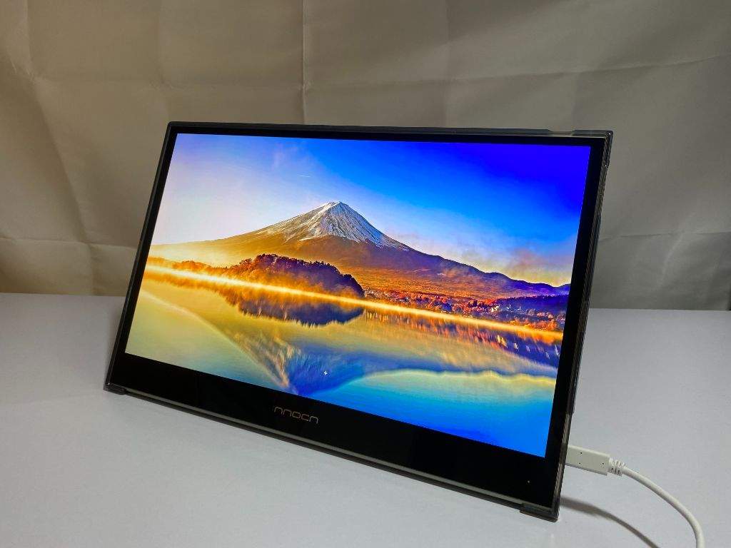 INNOCN PU15-PRE レビュー】15.6インチ4K有機ELモバイルモニター - +ログ