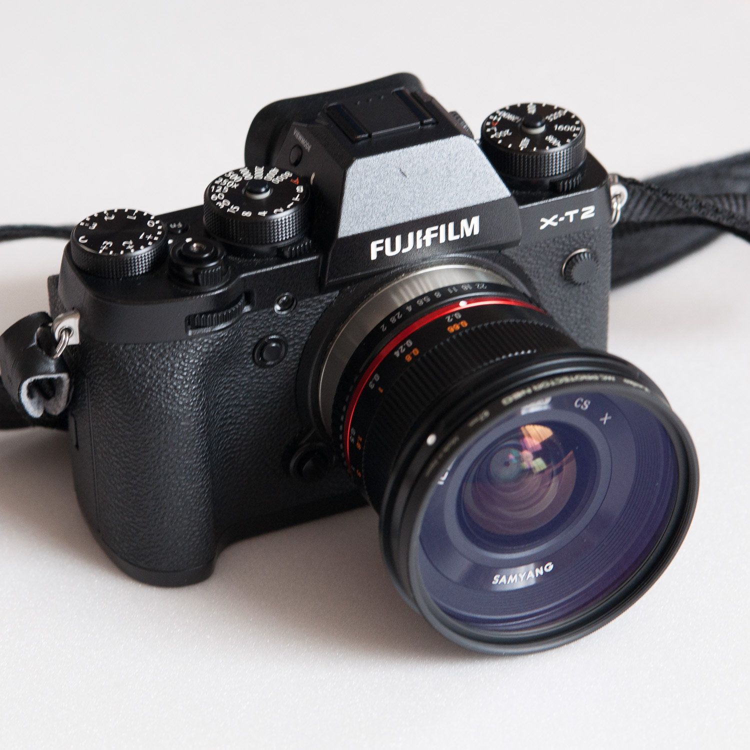 SAMYANG f2.0 12mm NCS CSの感想：解像度が高く、レンズの造りも良い