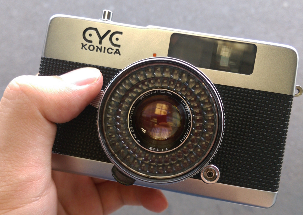 ハーフカメラ: KONICA EYE - ロードヒポキシス