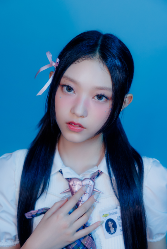 NEWJEANS ハニ ヘリン ミンジ IVEレイ トレカセット NEWJEANS ハニ