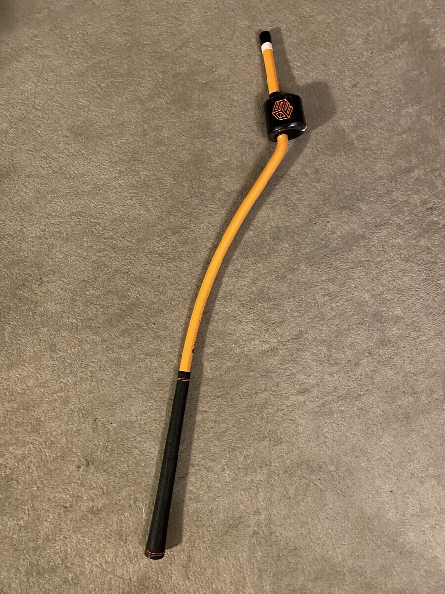 3D Swing Mentor Compact は室内でフルスイングの素振りができる - M's