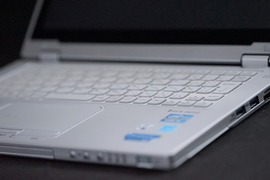 レッツノートCF-AX2《中古レビュー》2021年おすすめの中古パソコン