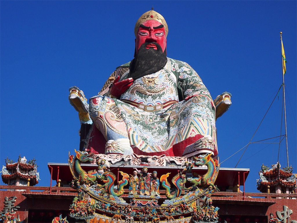 台中週末旅行 (4) 南天宮は關聖帝君こと関羽様がどどーんのインパクト