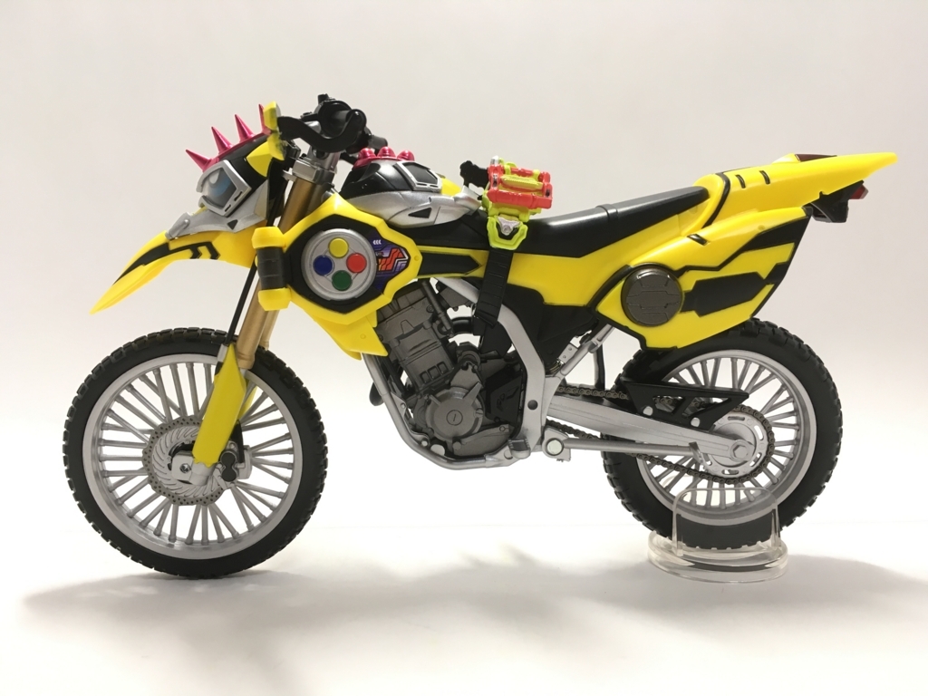 S.H.フィギュアーツ 仮面ライダーレーザー バイクゲーマーレベル2