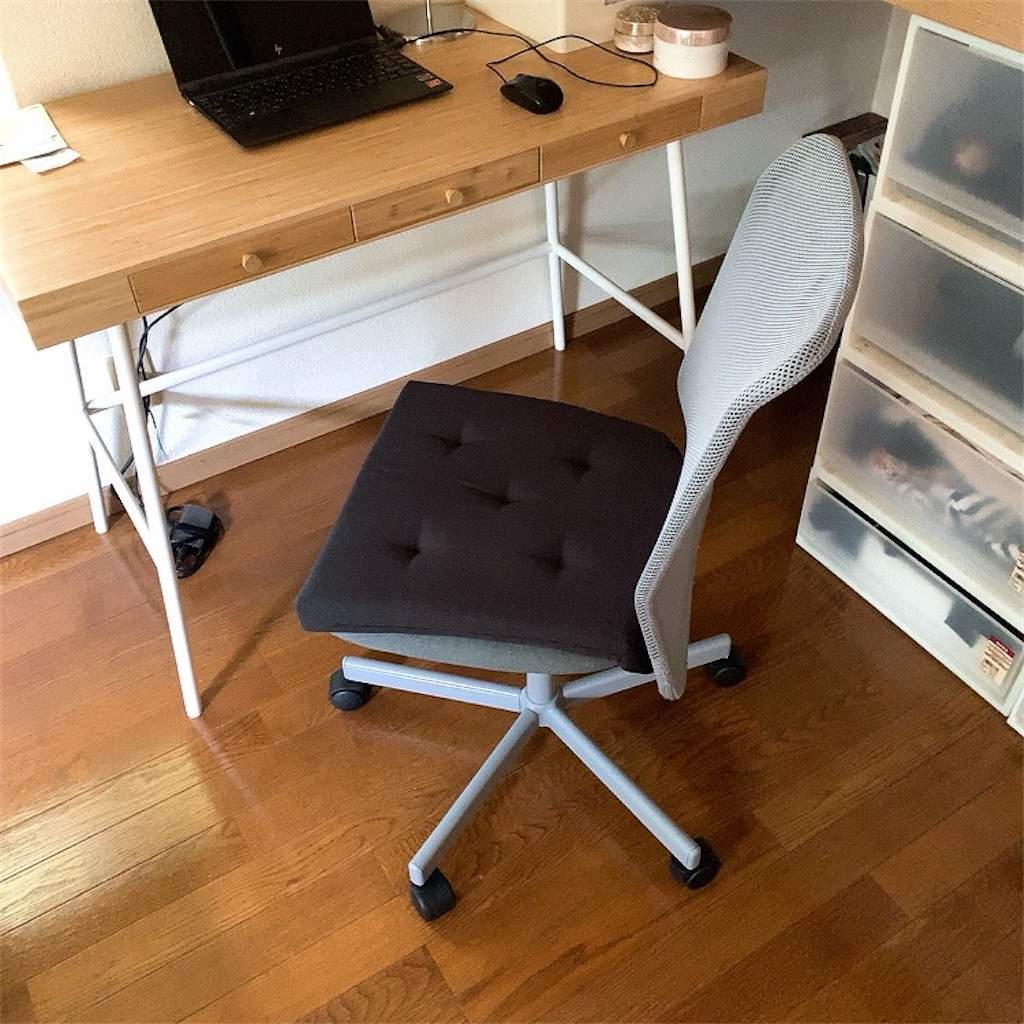 IKEA(イケア)のトーベルゲット回転チェア購入レビュー。3か月の使用感