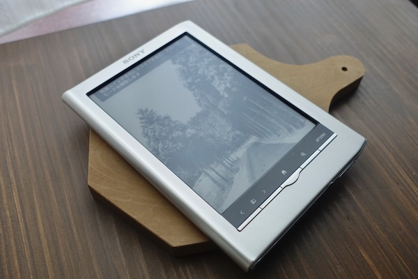 最近、新しい電子書籍リーダーが欲しくなってきました！ 第一候補は