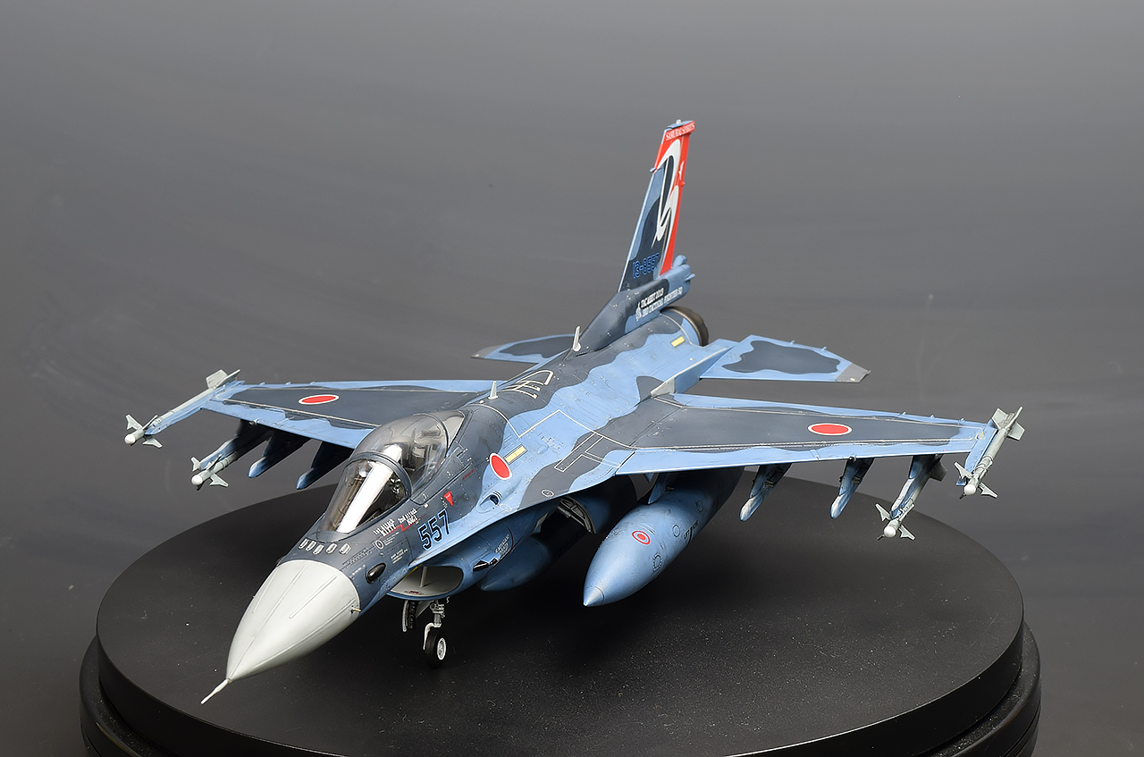 1/48 ハセガワ 航空自衛隊 三菱 F-2A 三沢基地 第三飛行隊 戦競塗装