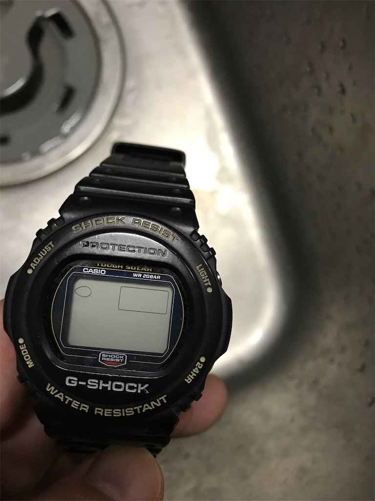 G-SHOCKスティングモデルことDW-5700。 - カメラ屋元公式中の人 アオキ