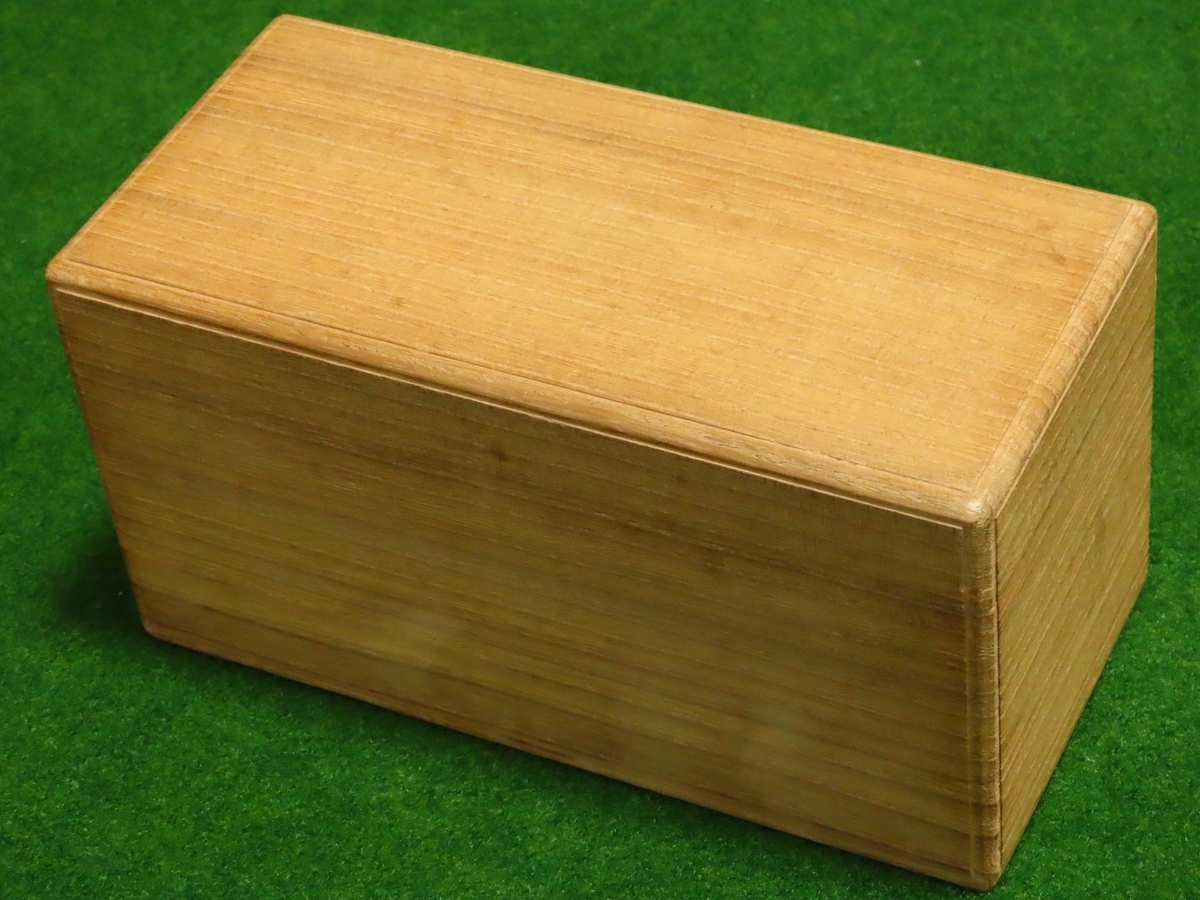 花札の世界が広がり深まる『八八道具セット』の吟味された遊び心