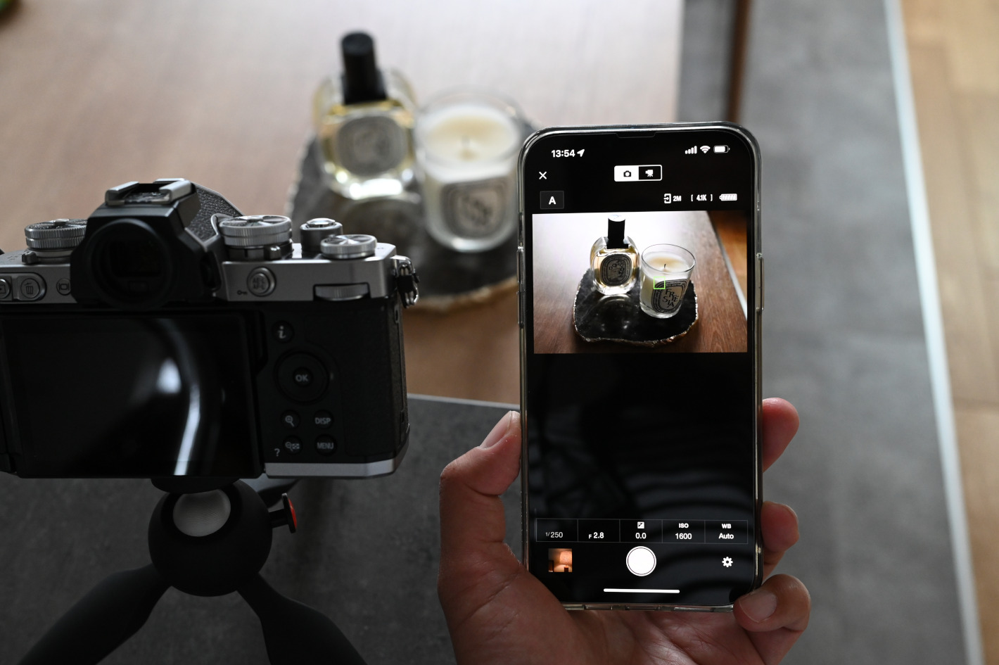 スマホと連携】カメラにスマホを接続して、写真転送やリモート撮影をし