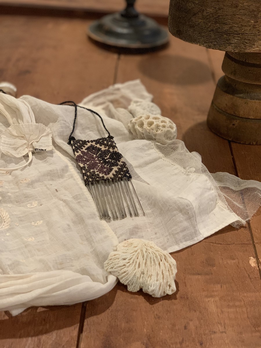 自然豊かな地で生まれるINDUBITABLY - NO CONCEPT SHOP & DressBird