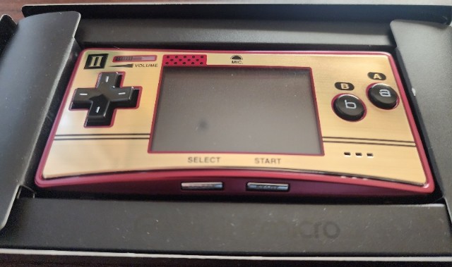 ゲームボーイミクロファミコンカラーのⅡコンフェイスプレート。Ⅱコン