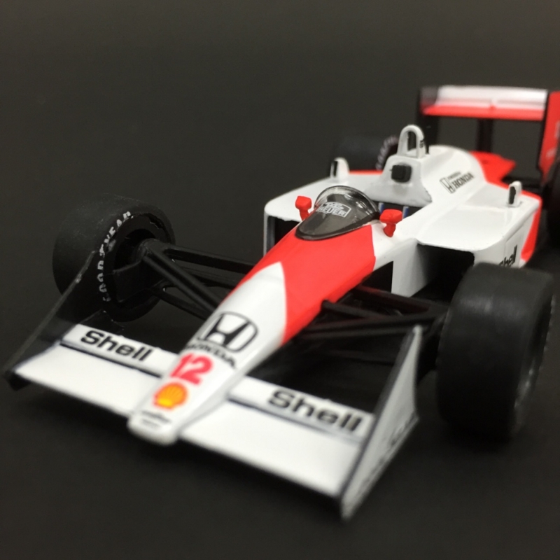 F1マシンコレクション マクラーレンホンダ アイルトン・セナの開封