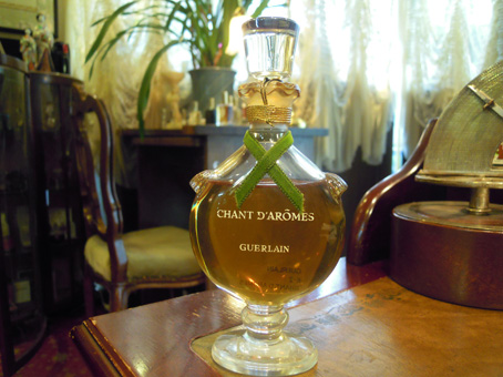 Chant D'Aromes シャンダローム 1962年 - パルファン サトリの香り紀行