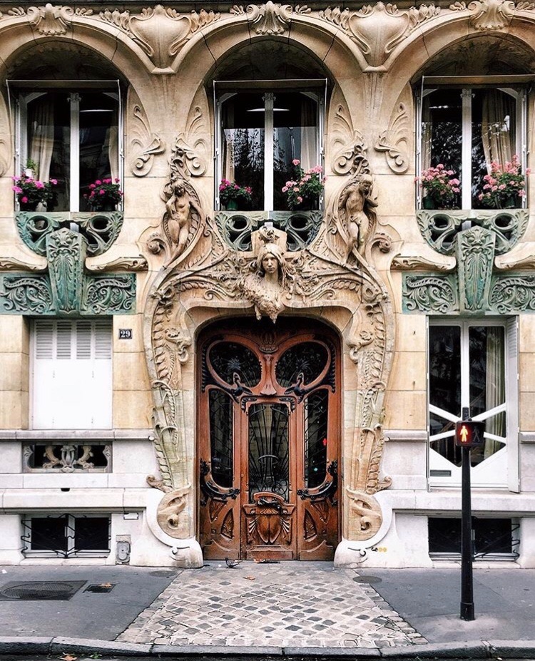 パリ左岸でアール・ヌーヴォー建築巡り散歩 - commune