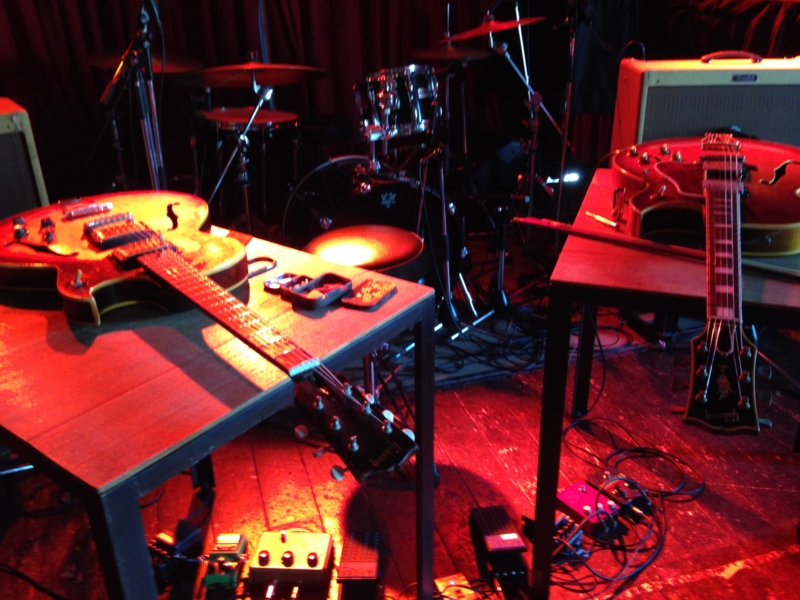 大友良英「2台のギターと2台のアンプによるモジュレーション」（7th