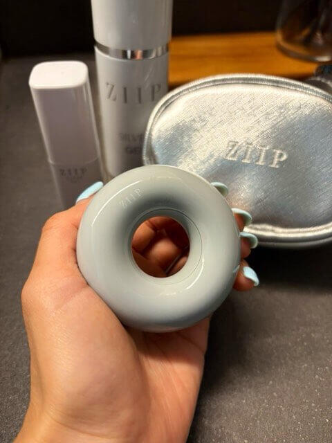 ZIIP DOT 美顔器 グレー マイクロカレント美容デバイス | ZIIP DOT