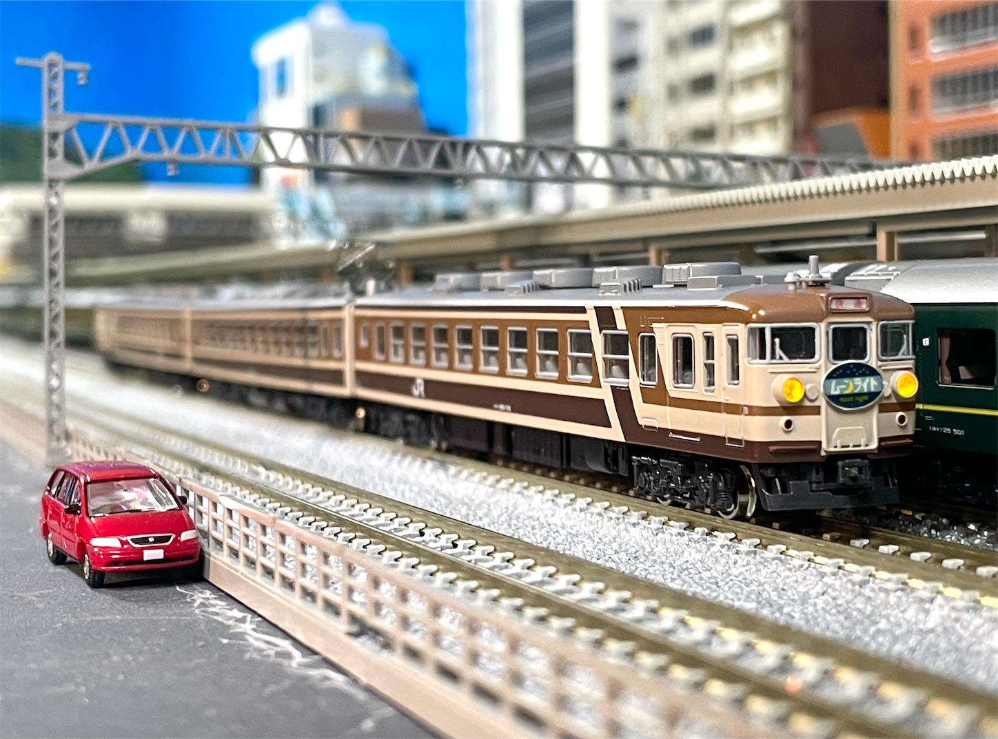 KATO 165系ムーンライト(茶編成) - 休日の屋根裏