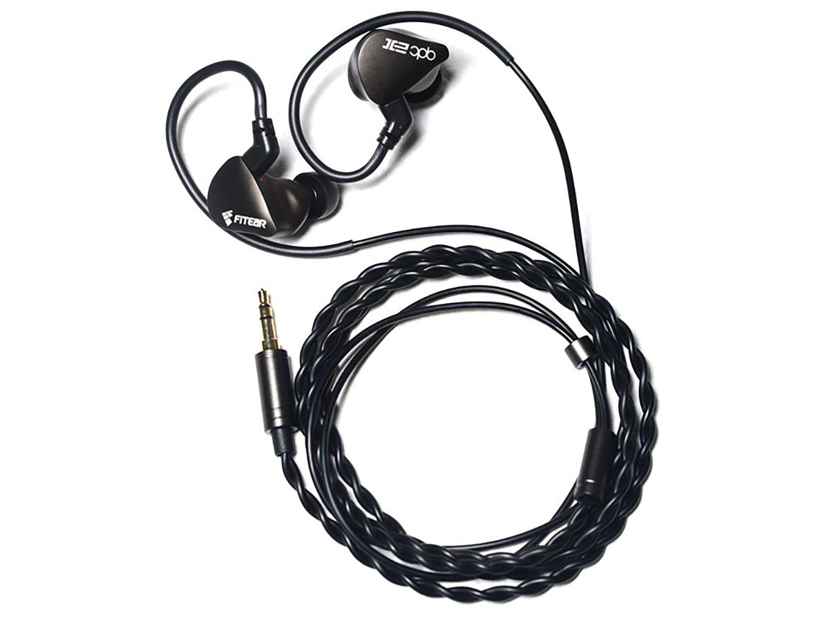 美品】qdc Empress イヤホン ユ二バ一サルモデル qdc Empress イヤホン