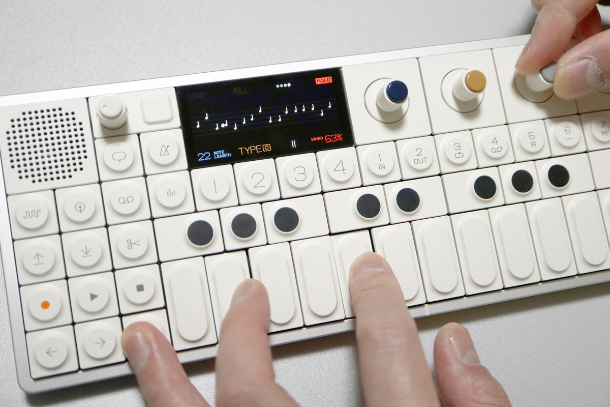 TEENAGE ENGINEERING OP-1 fieldの使い方【DAY6】ユニークなフレーズを