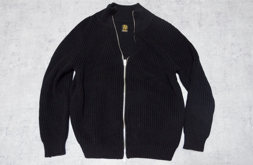 結局秋冬はこれが最強のニットかも？BATONERの名作Signature Drivers