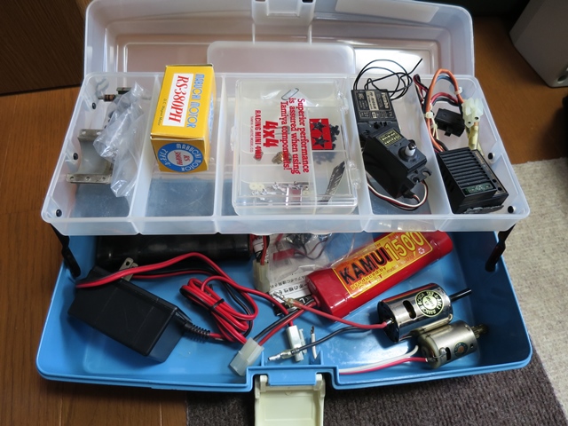 工具箱の中に FUTABA ATTACK プロポ - るなみの趣味ブログ