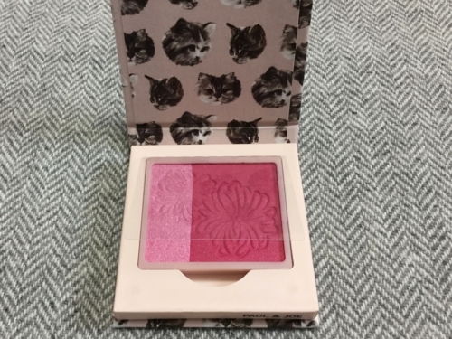 猫柄コンパクトがかわいい！ポール＆ジョーのチークを購入しました