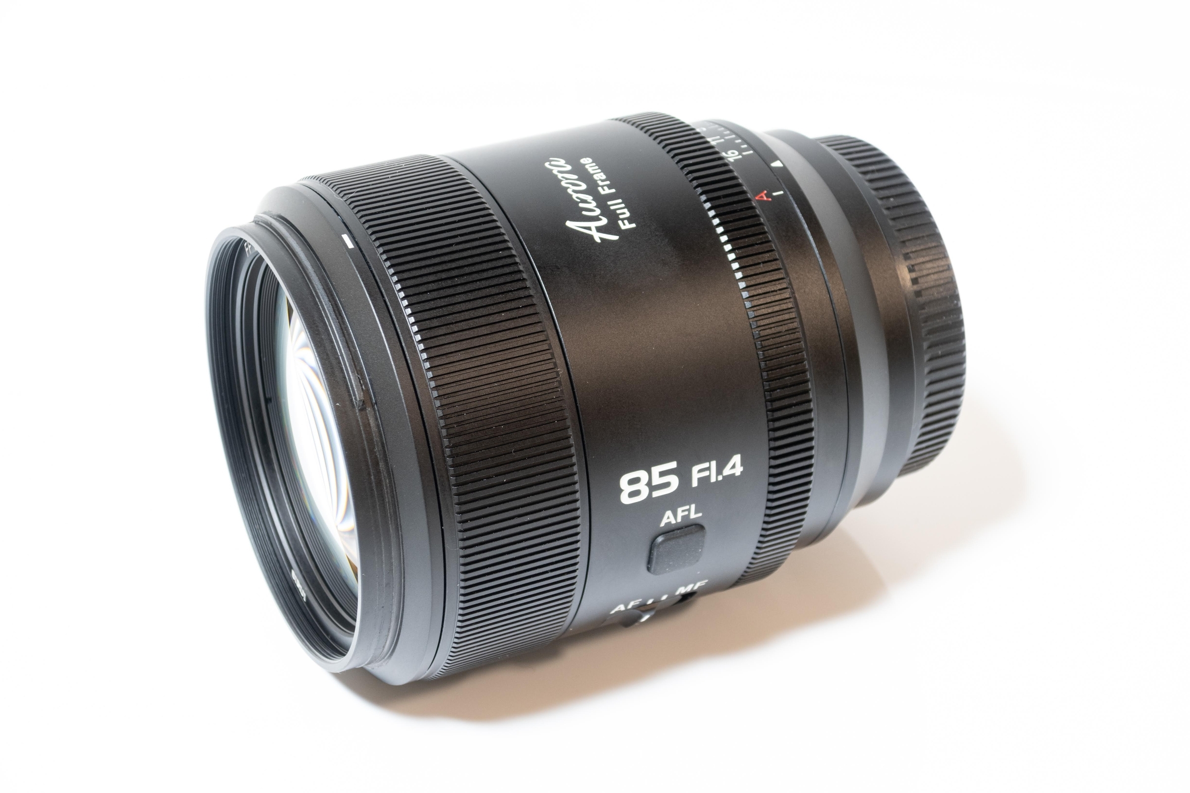 ファーストインプレッション】SIRUI Aurora 85mm F1.4 - 青藍寫眞館