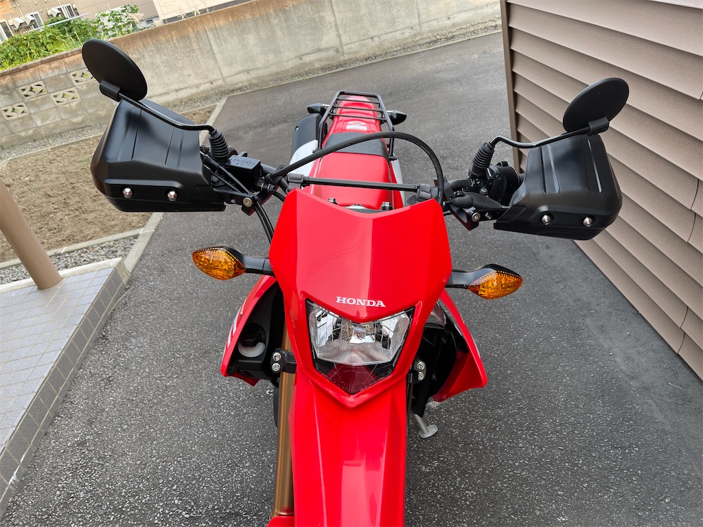 CRF 250LにZETAアドベンチャーアーマーハンドガードとスクード