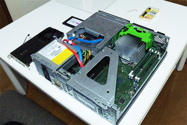 富士通のデスクトップPCにグラボをぶち込んでみた - 死にかけの