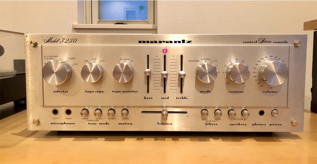 Marantz Model 3250 - ビンテージアンプの魅力に触れる - Sound & Silence