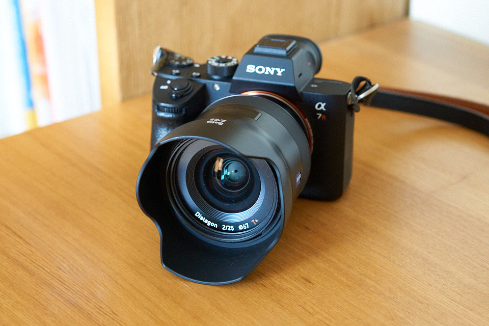 ZEISS Batis 2/25 は使いやすい単焦点広角レンズ。作例を載せつつ