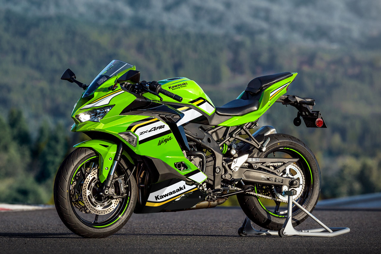 カワサキ、『Ninja ZX-4R SE／ZX-4RR KRT EDITION』のカラーと