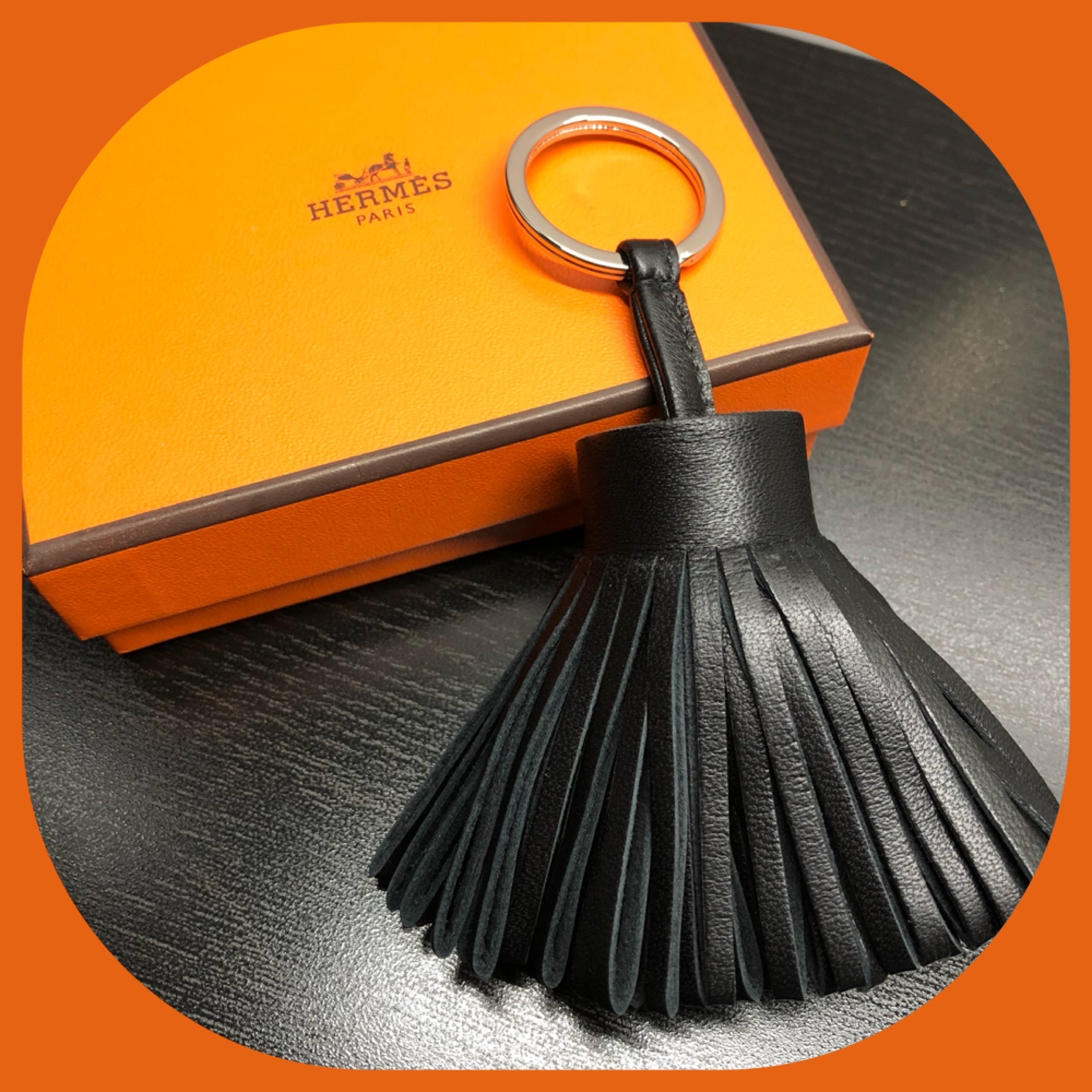 即発☆国内発送】エルメス カルメン ブラック キーホルダー (HERMES