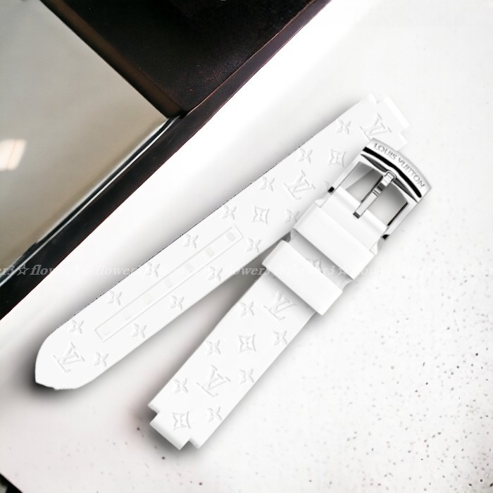 ルイヴィトン 直営店 タンブール ラバー 時計ストラップ 白 (Louis