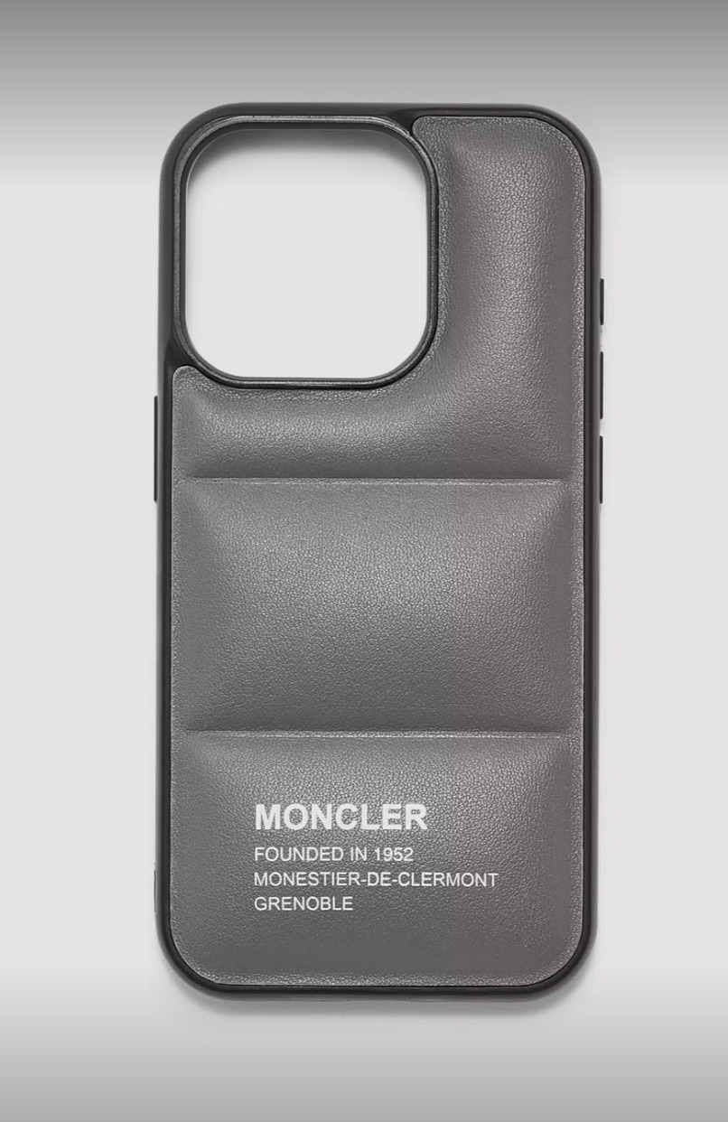 国内発送☆MONCLER】NAKOAスマートフォンケース iPhone 15 Pro