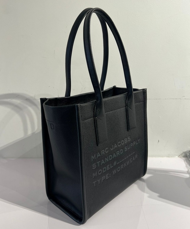 MARC JACOBS スタンダードサプライ レザー トート ユニセックス (MARC